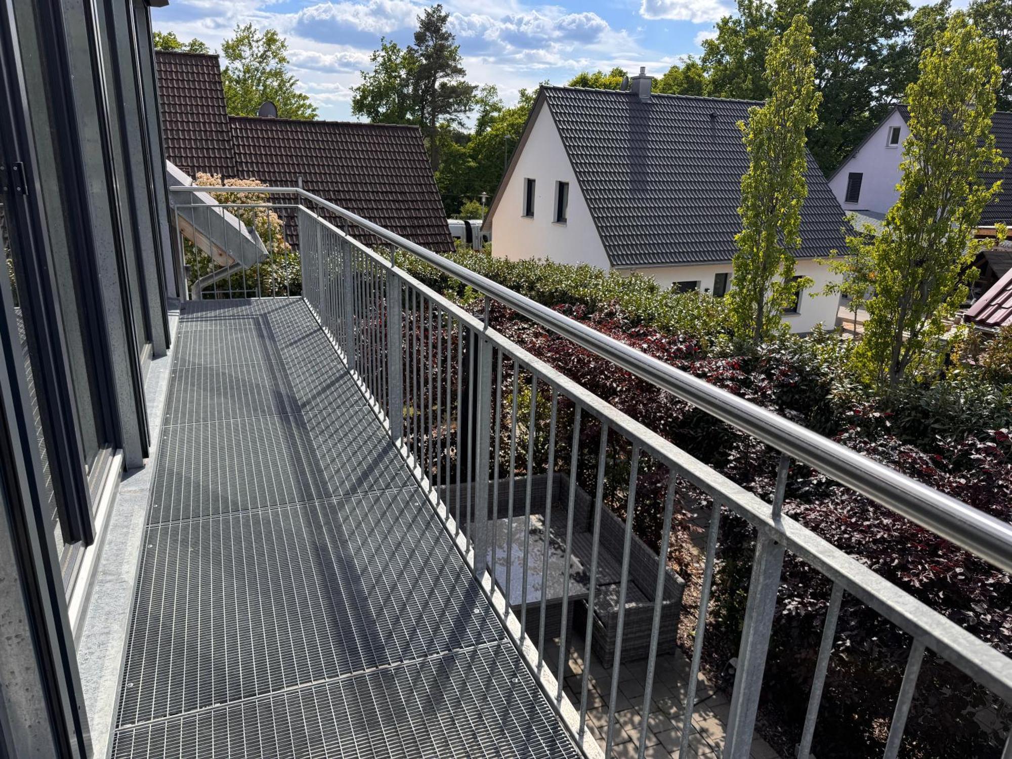 Moderne Ferienunterkunft/Wohnung Burgthann Экстерьер фото